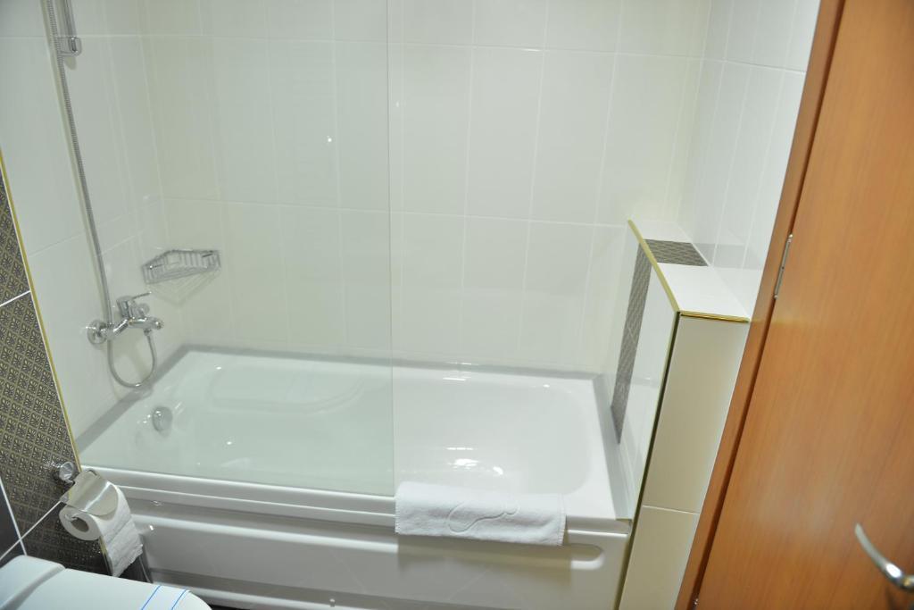 Inci Hotel Адана Номер фото