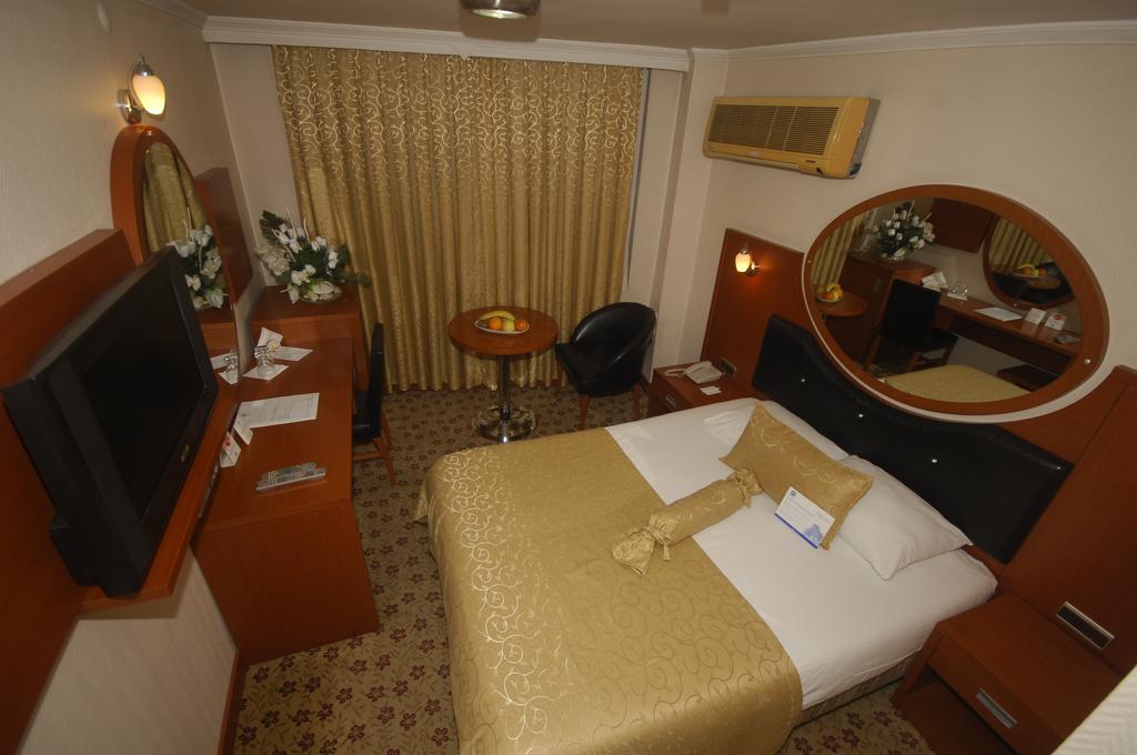 Inci Hotel Адана Екстер'єр фото